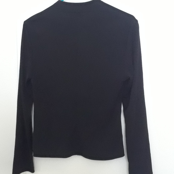 Beautiful Spring Top - Picture 2 of 8